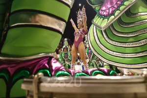 Noche de revancha y puesta a punto en el Carnaval del País