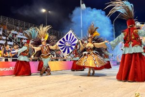 El Corsódromo palpita la tercera noche del Carnaval del País